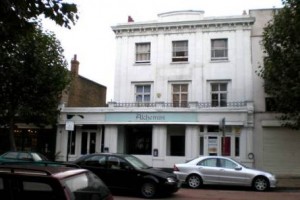 The Council requires the façade of the Alchemist pub to be rebuilt